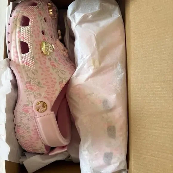 LoveShackFancy X Crocs Pink Classic Clog Pink Milk - Picture 3 of 3